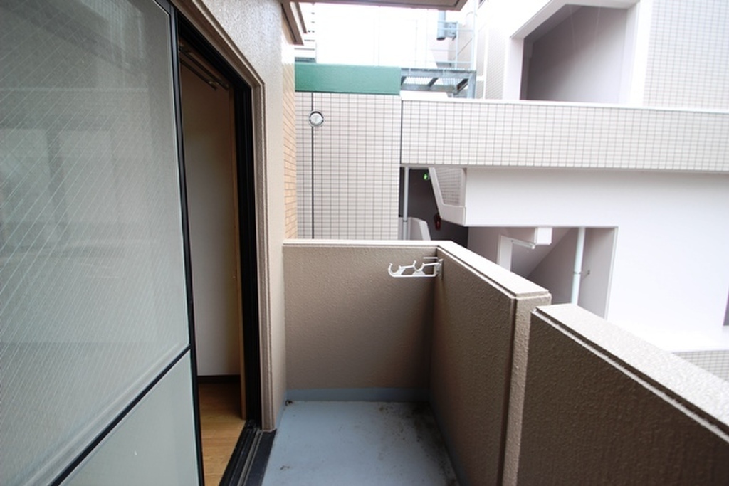 (14/32) バルコニー (14/32) バルコニー