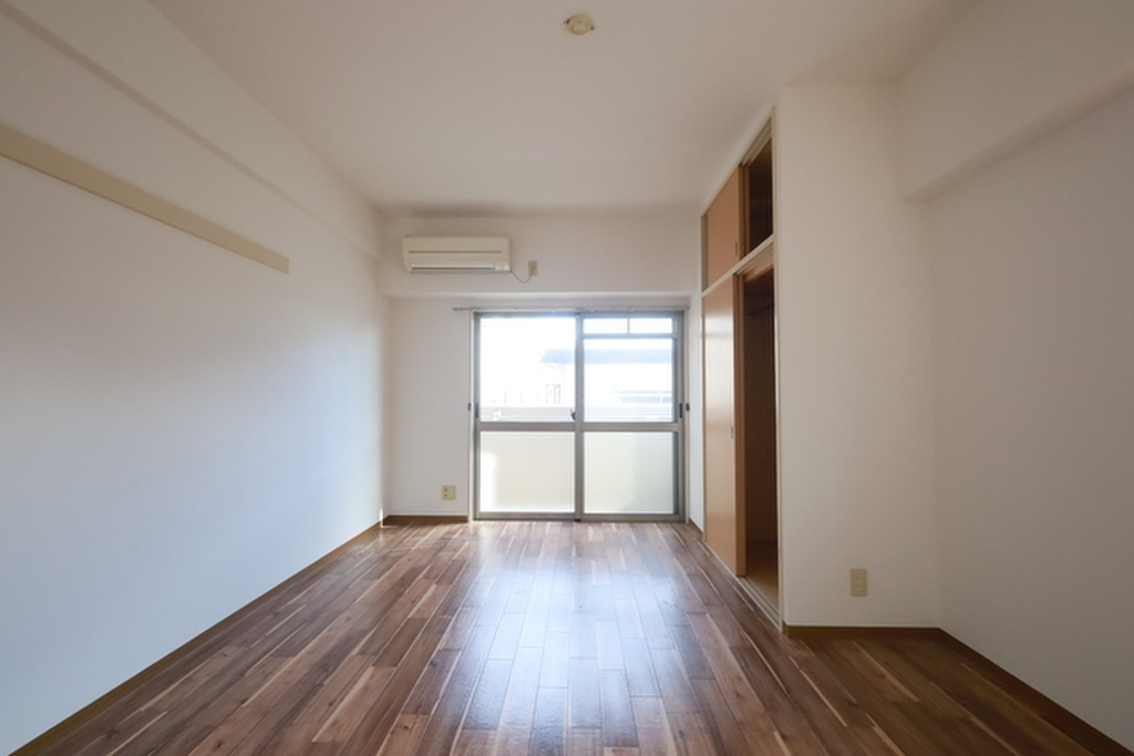 (2/27) 居室・リビング (2/27) 居室・リビング