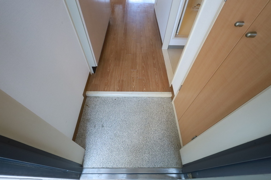 (8/27) 玄関 (8/27) 玄関