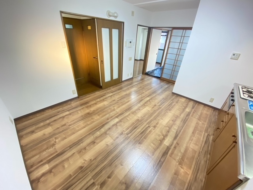 (5/27) 居室・リビング (5/27) 居室・リビング