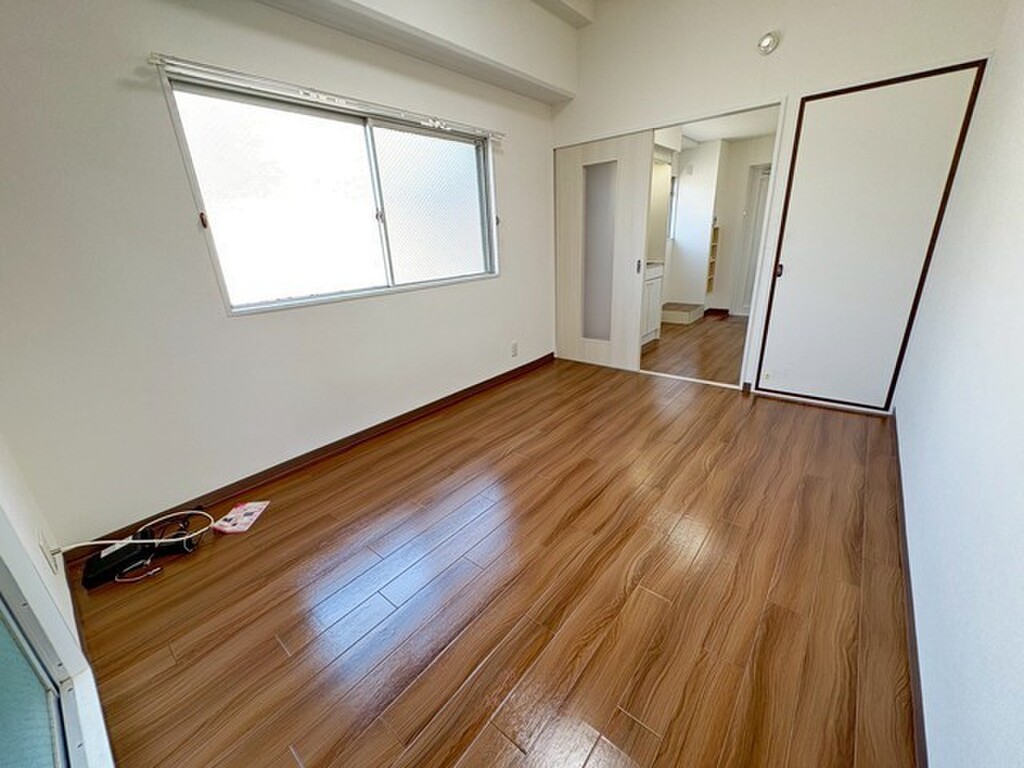 (15/28) 居室・リビング