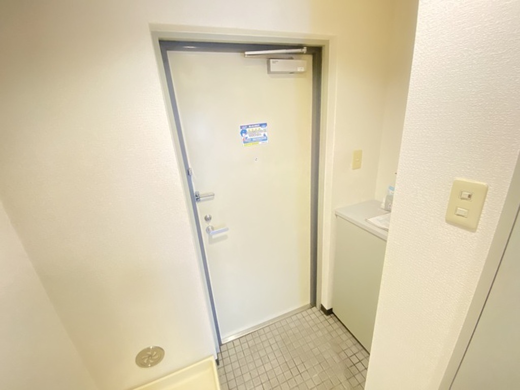 (3/28) 玄関 (3/28) 玄関