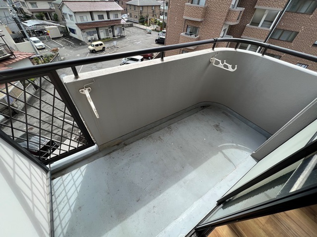 (11/26) バルコニー