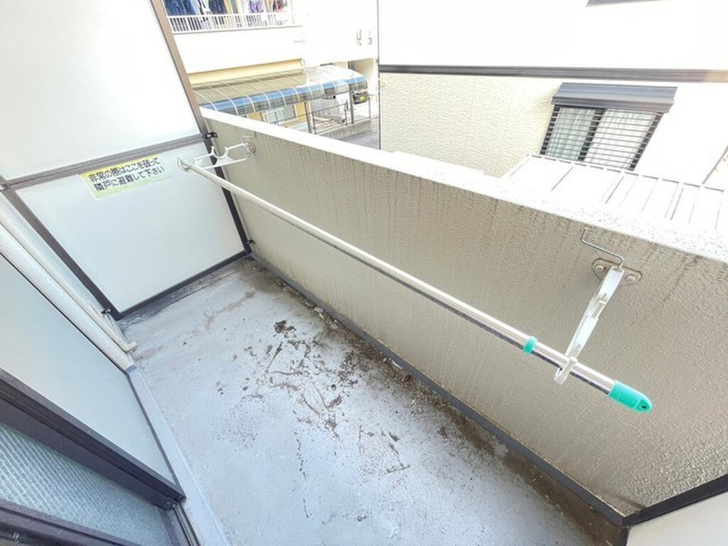 (18/31) バルコニー (18/31) バルコニー