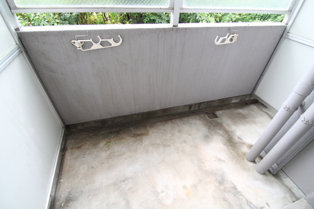 (13/24) バルコニー