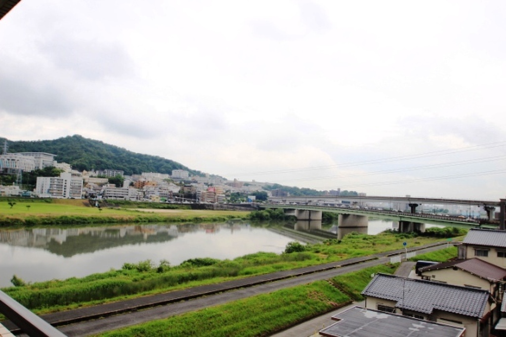 (10/30) 眺望 (10/30) 眺望