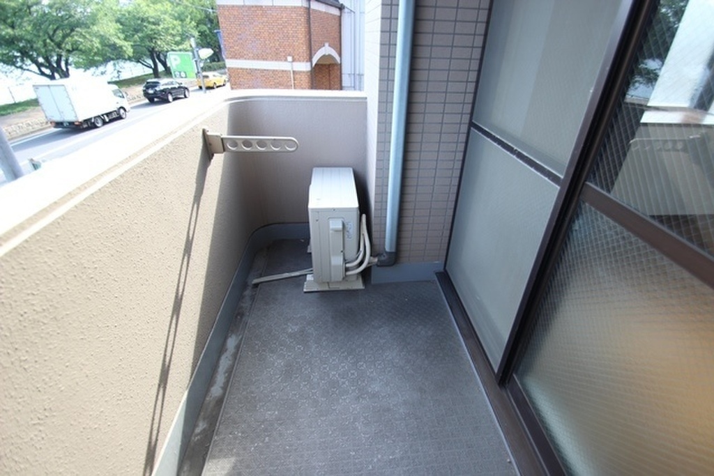 (11/26) バルコニー