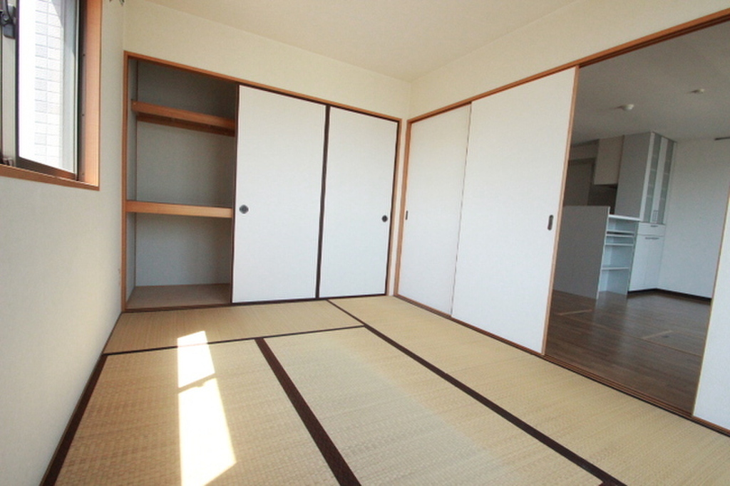 (12/27) ※他号室の写真です。 (12/27) ※他号室の写真です。