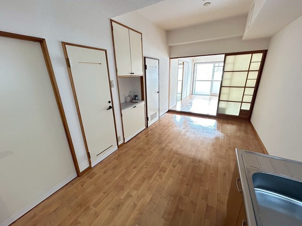 (16/34) 居室・リビング