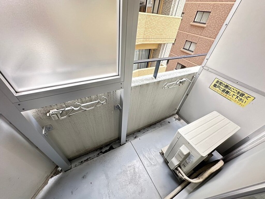 (11/28) バルコニー