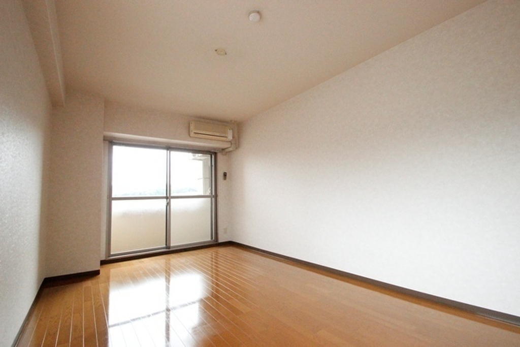 (4/32) 居室・リビング