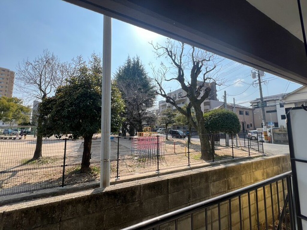 (13/28) 眺望 (13/28) 眺望