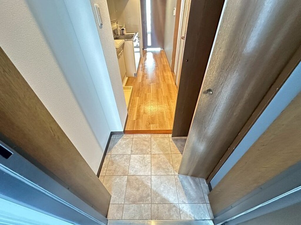 (6/29) 玄関 (6/29) 玄関