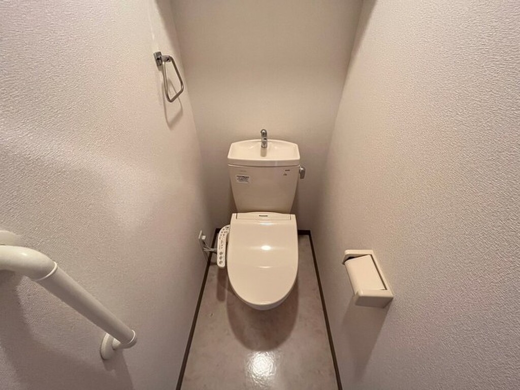 (5/30) トイレ (5/30) トイレ