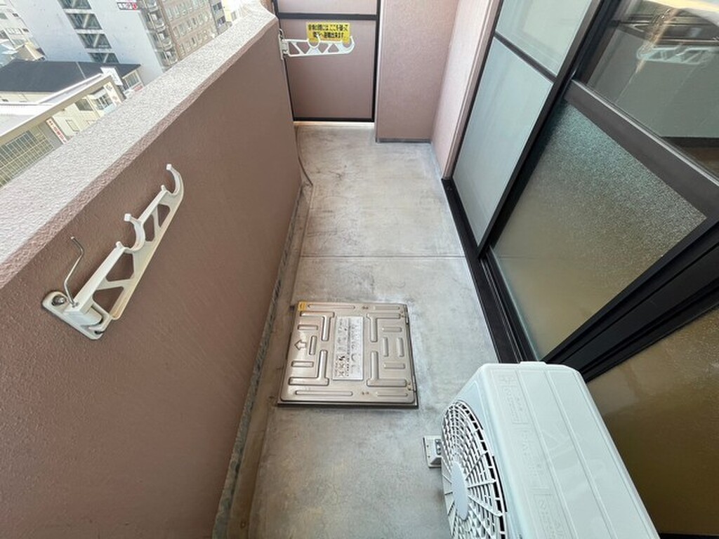 (13/30) バルコニー (13/30) バルコニー