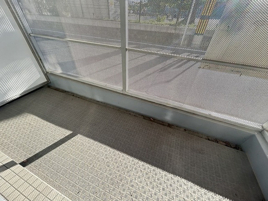 (13/26) バルコニー