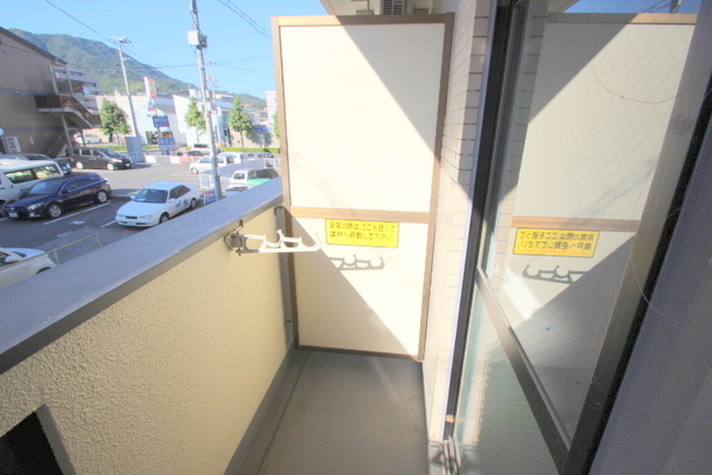 (13/24) バルコニー (13/24) バルコニー