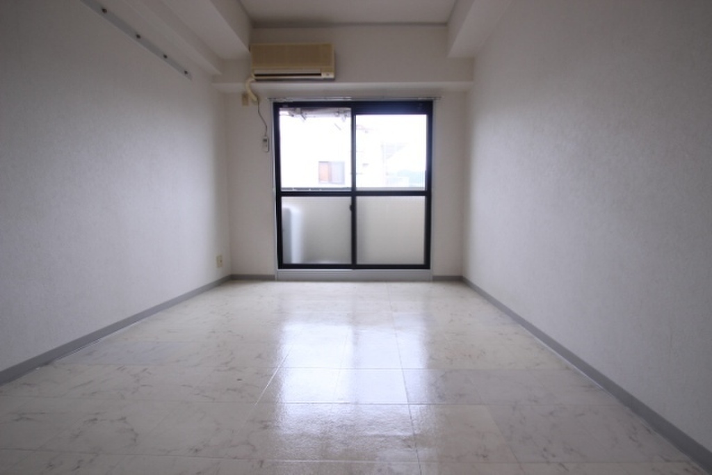 (15/26) 居室・リビング