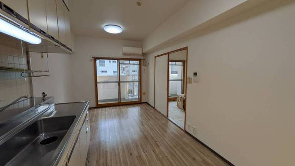 (16/31) 居室・リビング