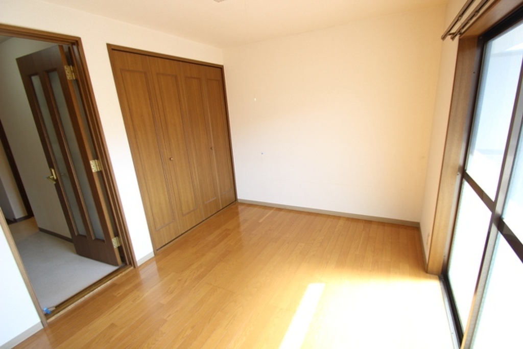 (2/26) 居室・リビング (2/26) 居室・リビング