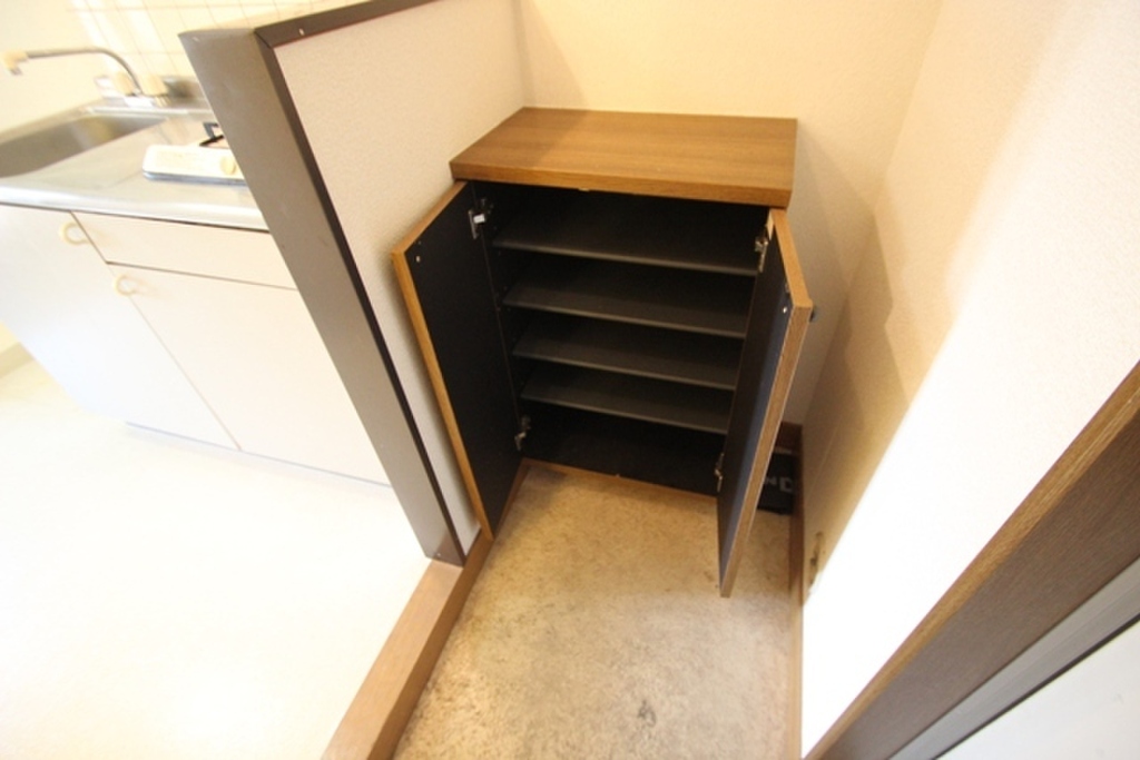 (13/26) 玄関 (13/26) 玄関