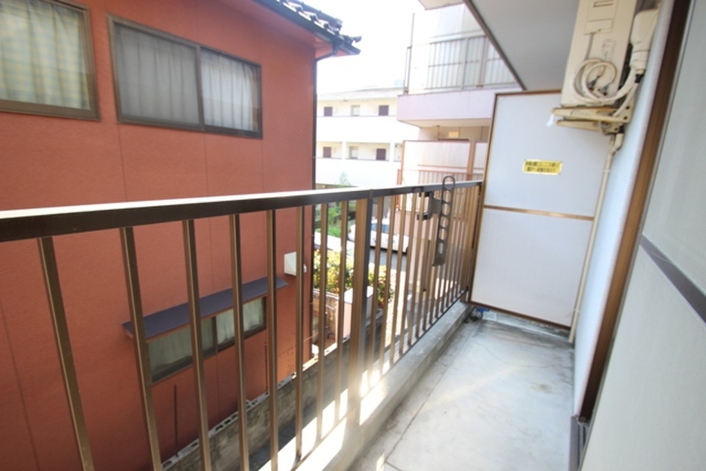 (3/25) バルコニー (3/25) バルコニー