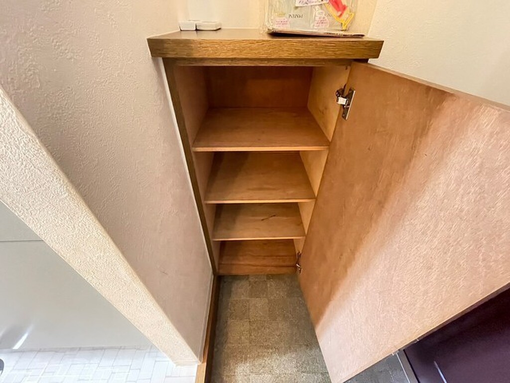 (9/25) 玄関 (9/25) 玄関