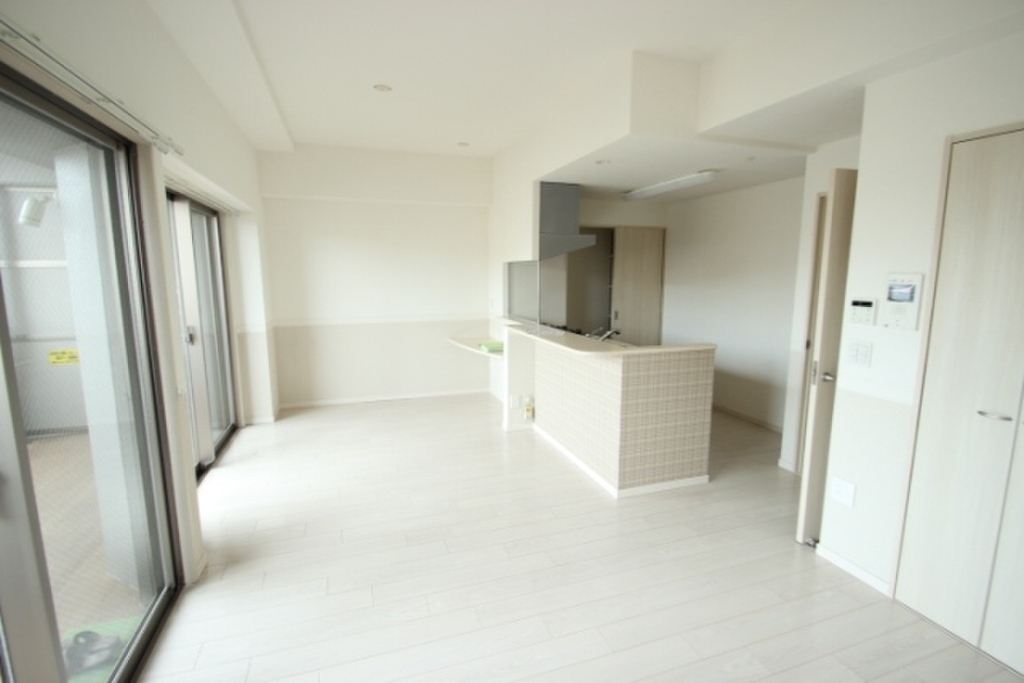 (2/32) 居室・リビング