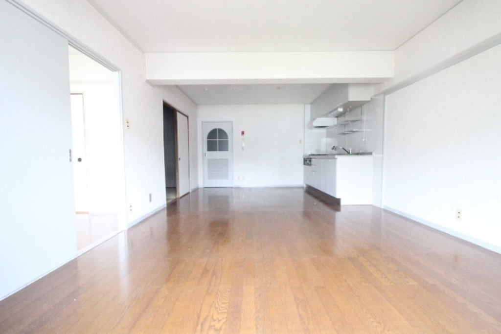 (2/26) 居室・リビング (2/26) 居室・リビング