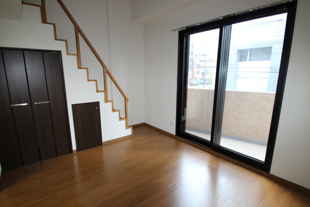 (16/28) 居室・リビング (16/28) 居室・リビング