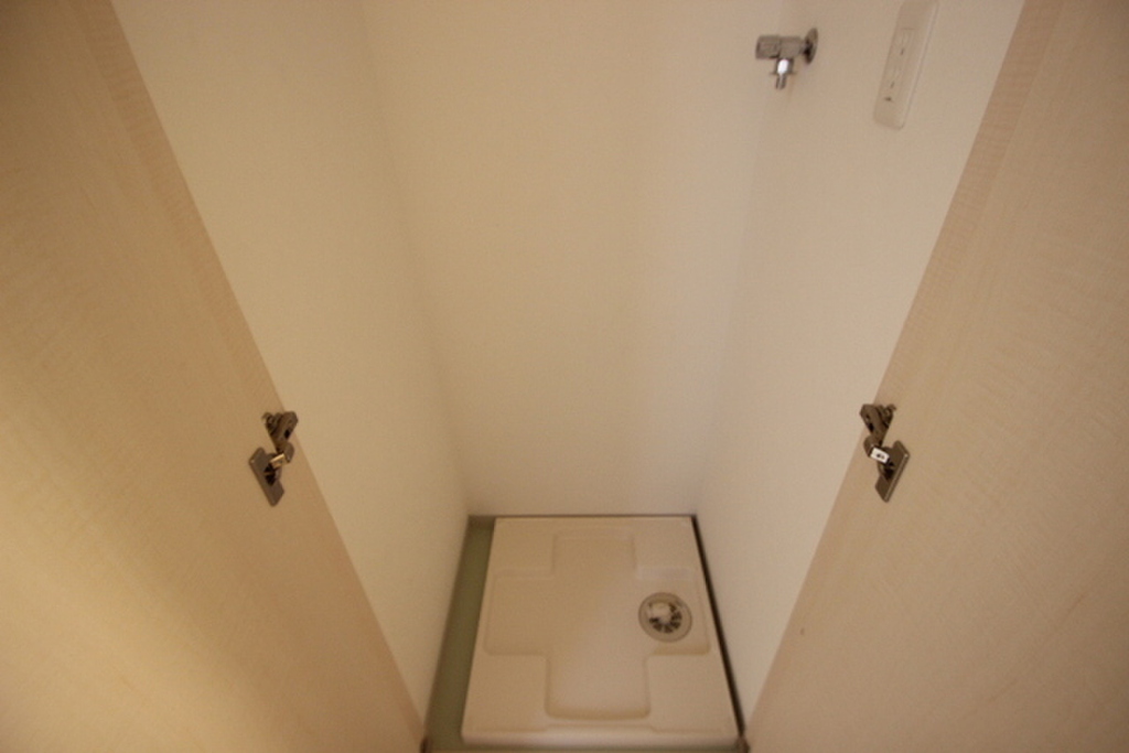 (14/25) 室内洗濯機置き場