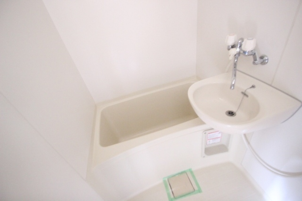 (13/24) 他号室画像