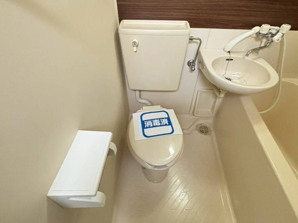 (5/22) トイレ (5/22) トイレ