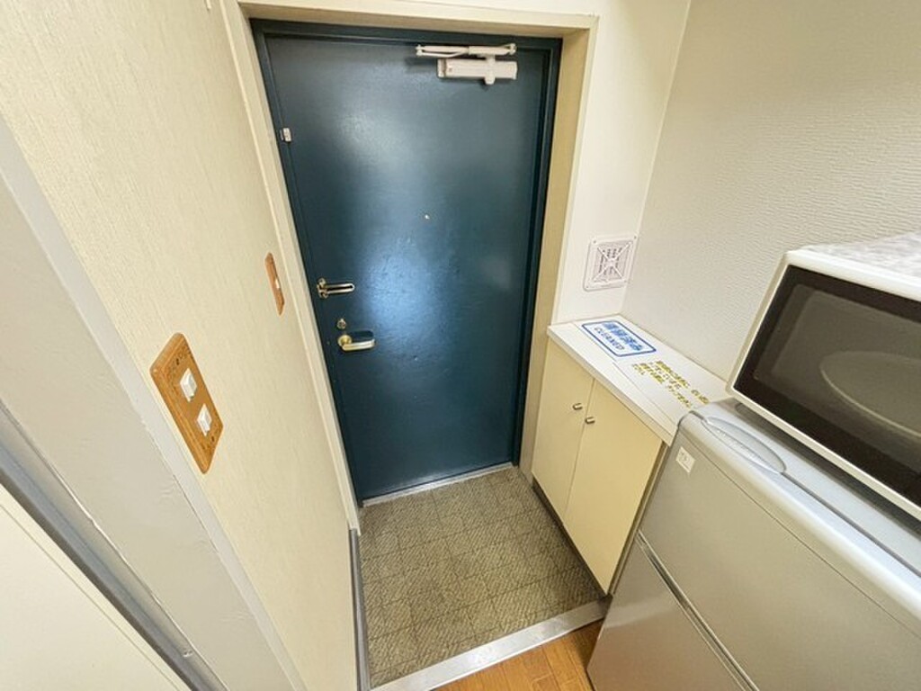 (7/22) 玄関 (7/22) 玄関