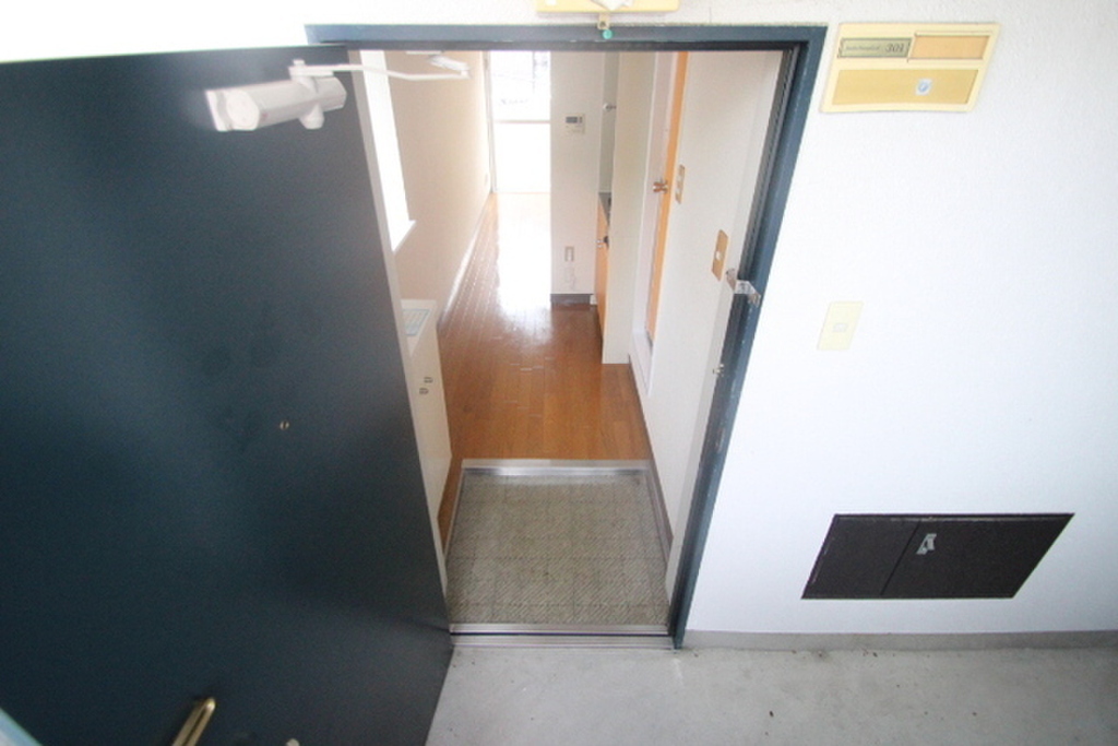 (9/21) 玄関 (9/21) 玄関