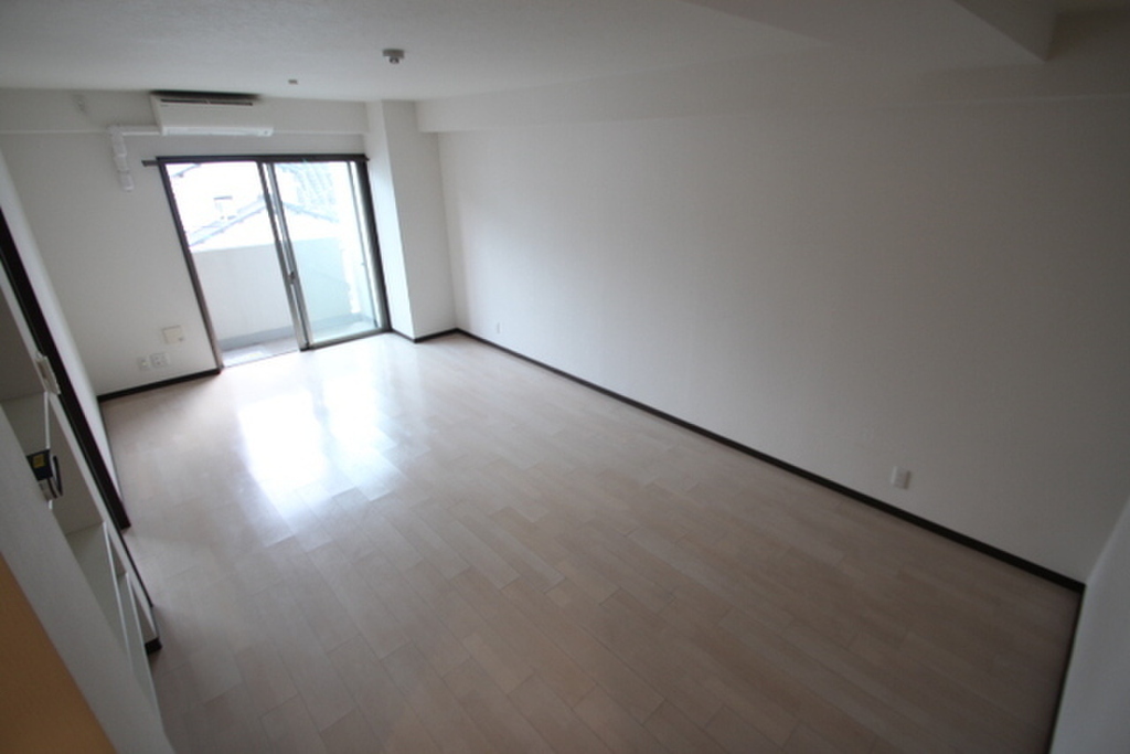 (2/32) 居室・リビング