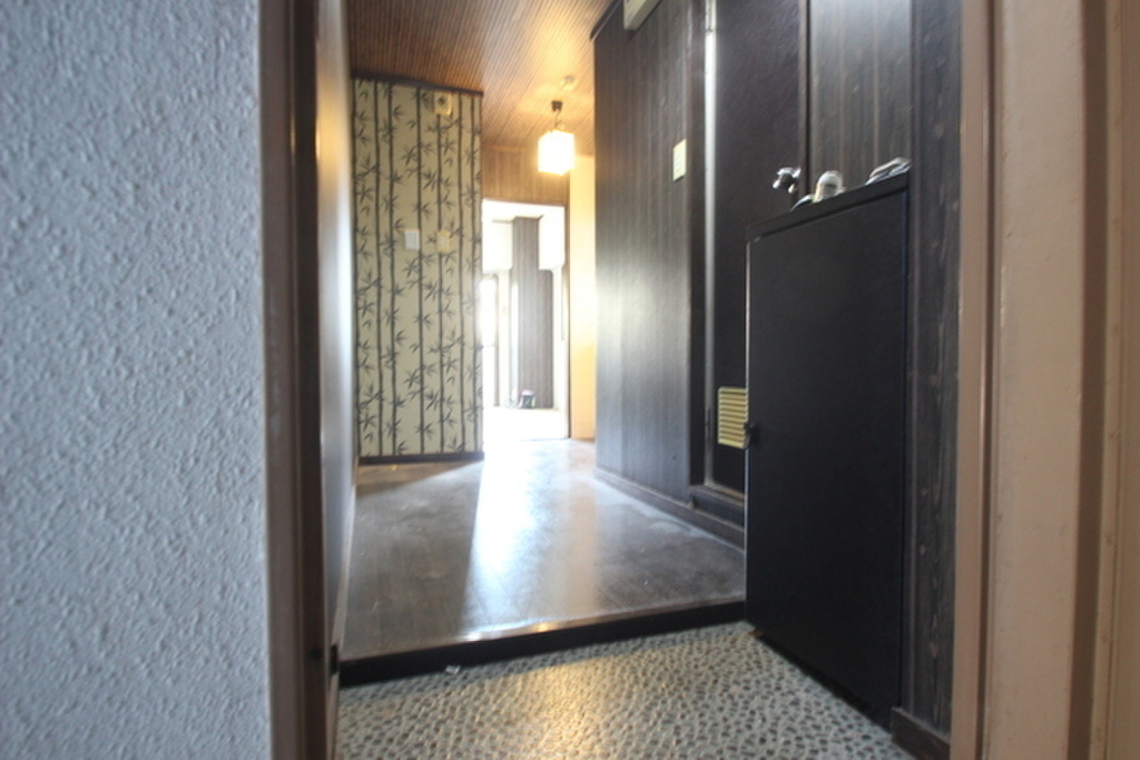 (11/27) 玄関 (11/27) 玄関