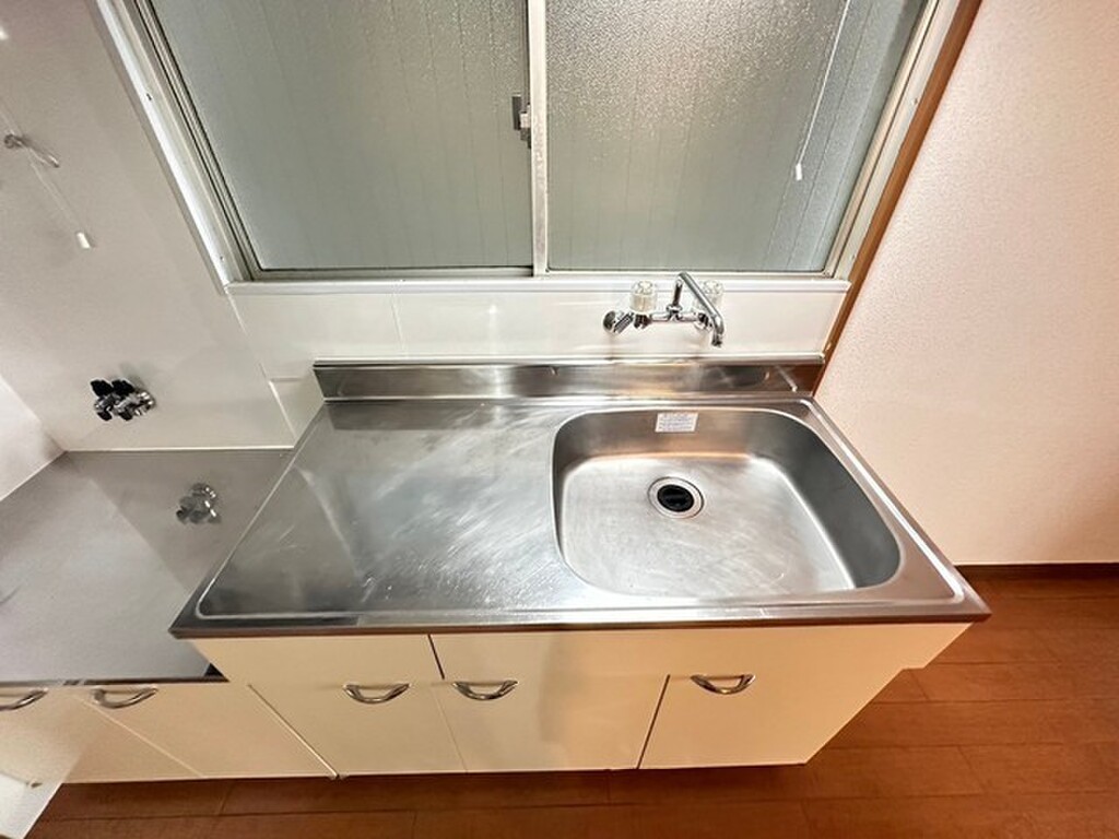 (17/32) キッチン