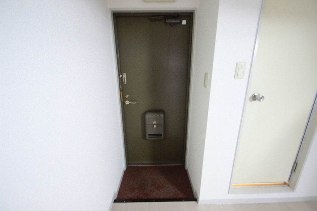 (9/25) 玄関 (9/25) 玄関