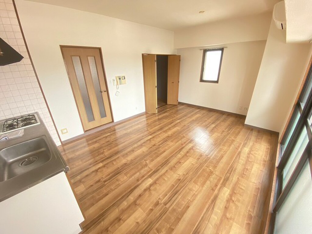 (8/25) 居室・リビング