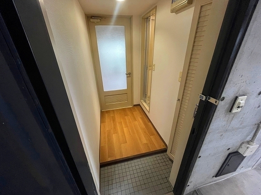 (9/24) 玄関 (9/24) 玄関