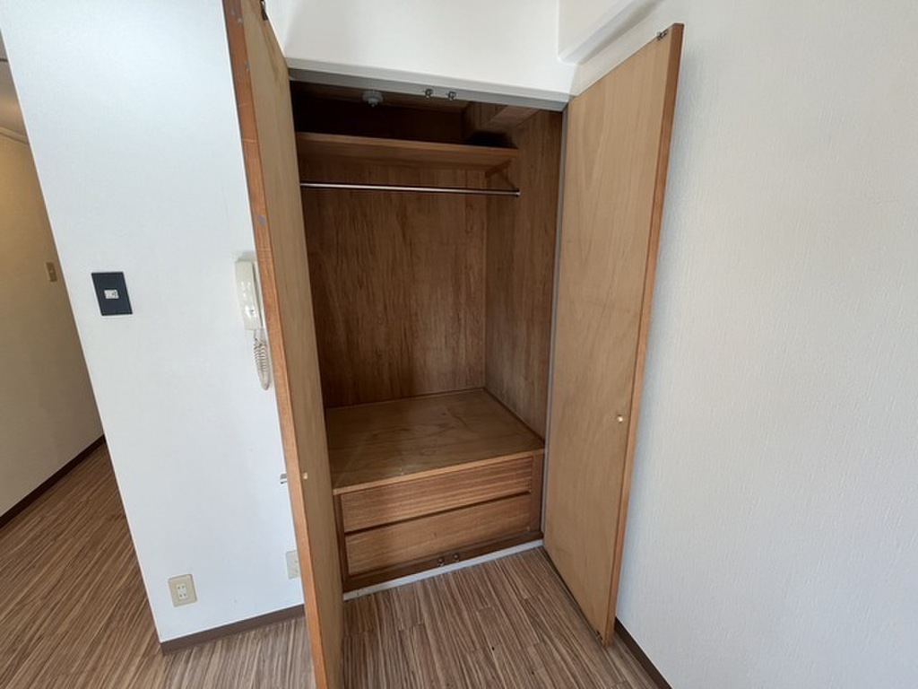 (8/26) 他号室の写真です (8/26) 他号室の写真です