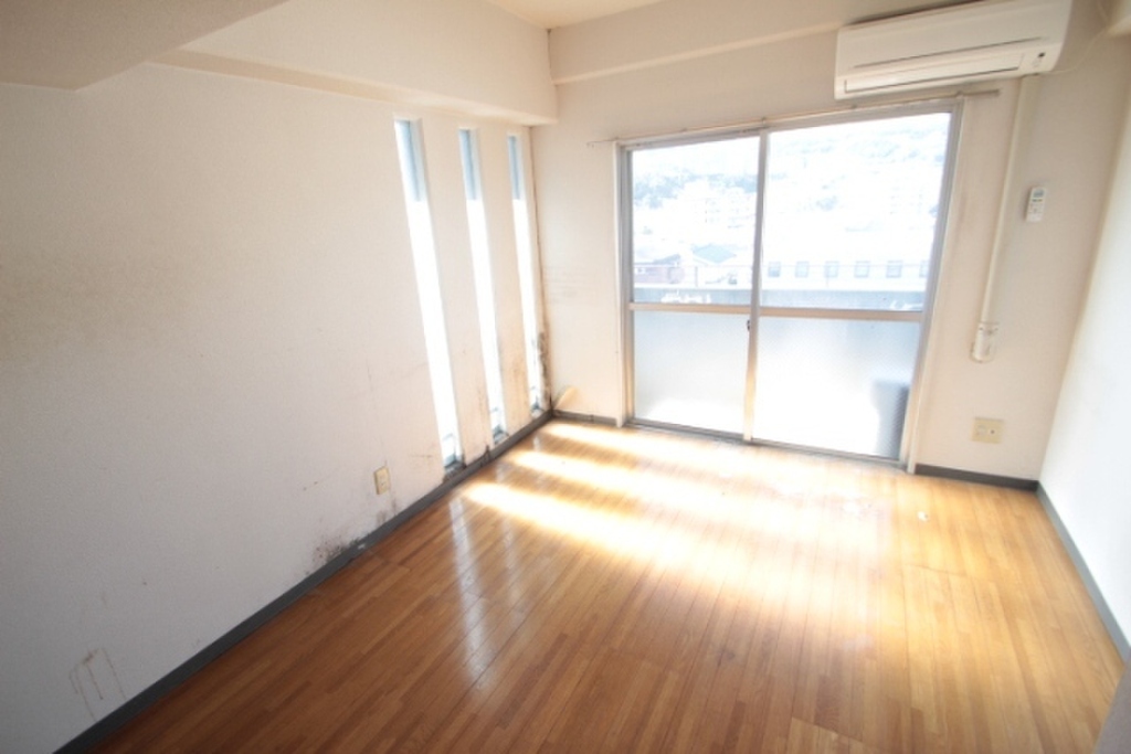 (2/32) 居室・リビング