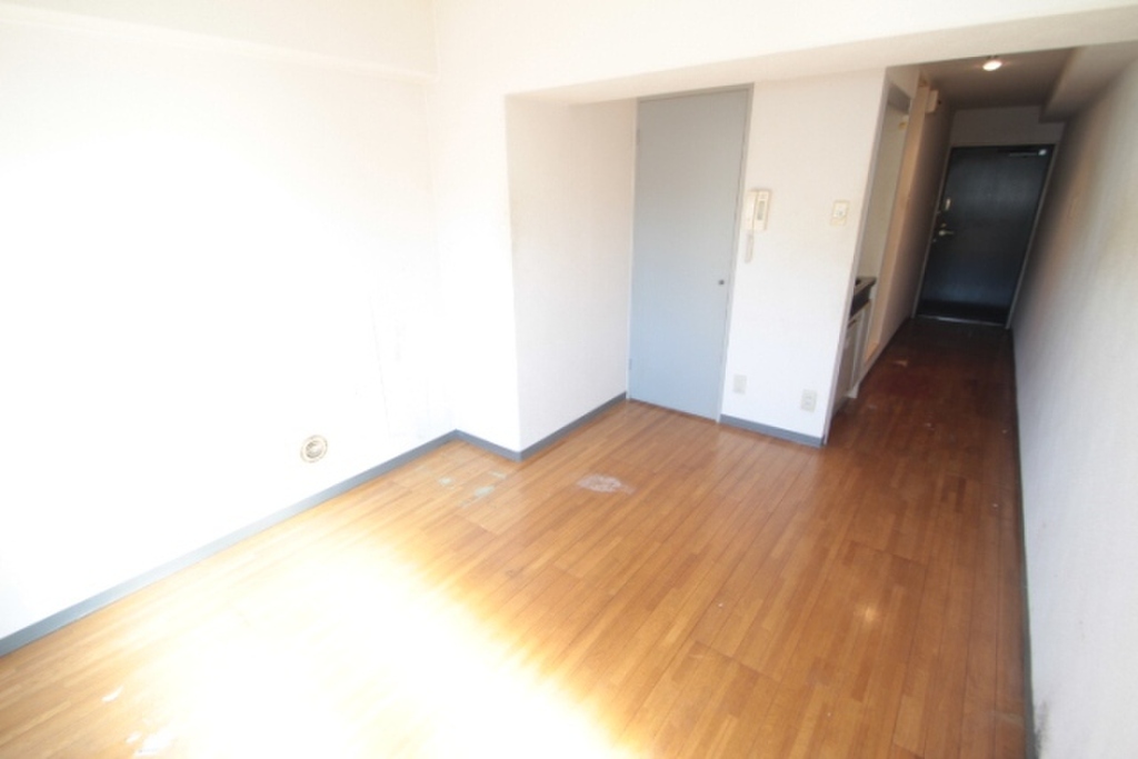 (19/32) 居室・リビング