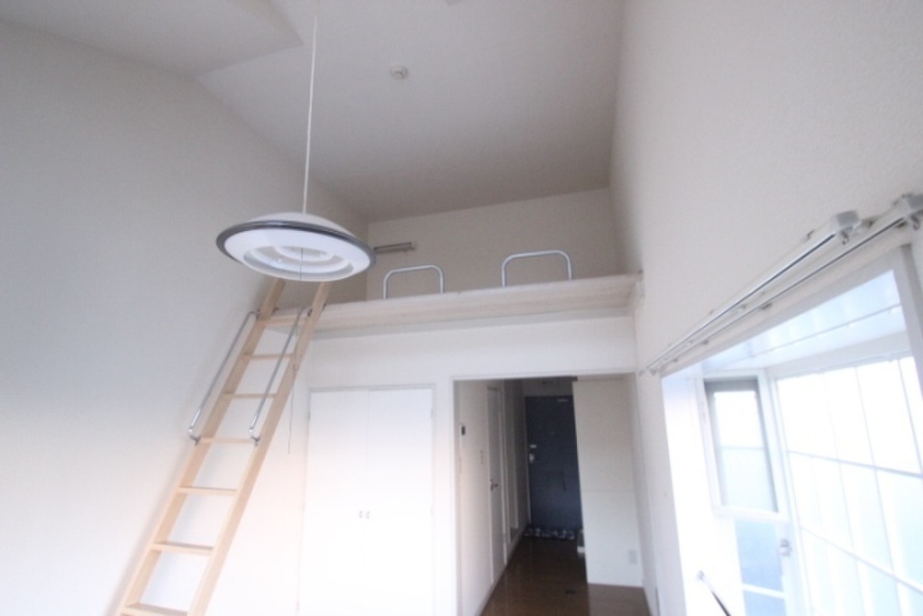 (17/29) 居室・リビング