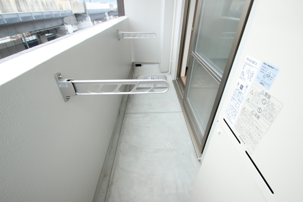 (11/25) バルコニー (11/25) バルコニー