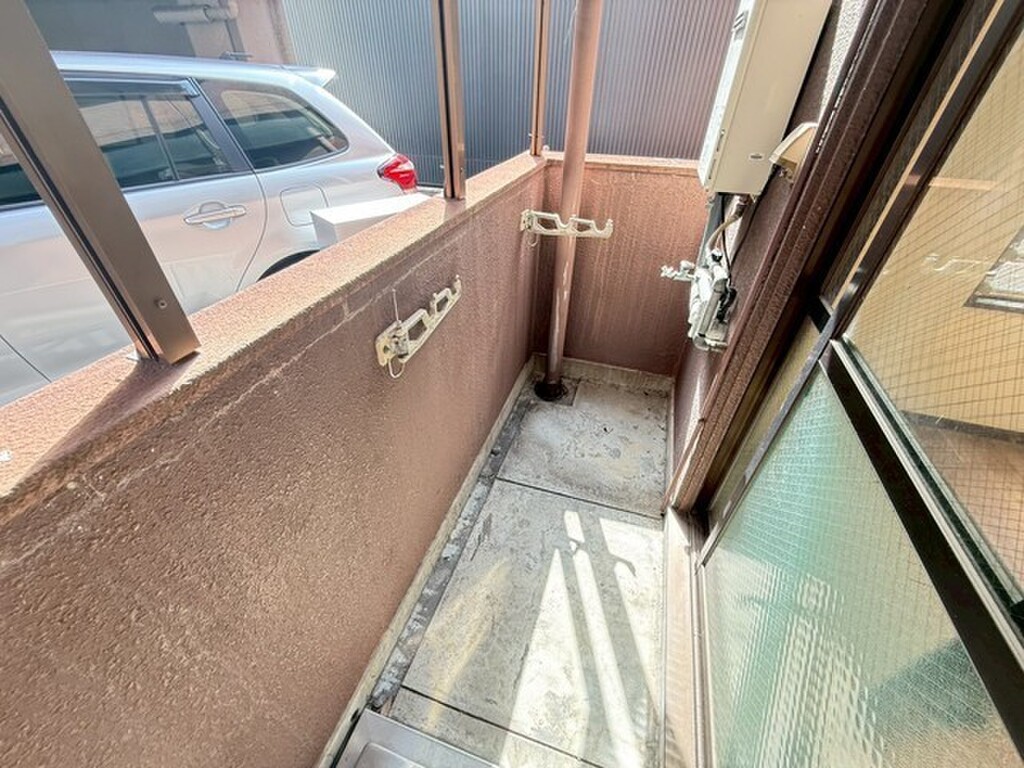 (8/27) バルコニー