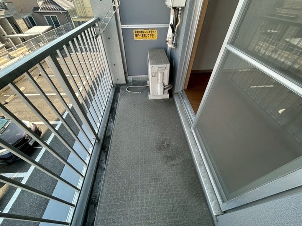 (13/29) バルコニー