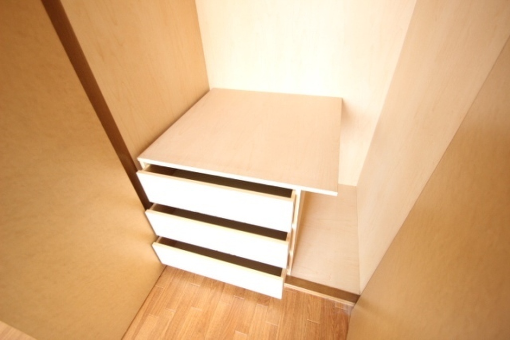 (18/30) 収納 (18/30) 収納