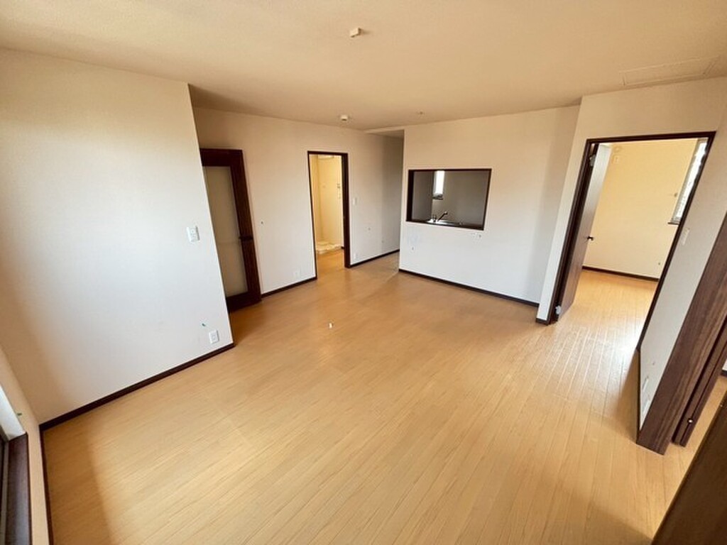 (2/33) 居室・リビング (2/33) 居室・リビング